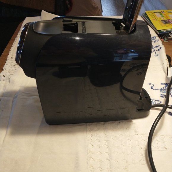 Lavazza BLUE Classy Mini Single Serve Espresso Coffee Machine - Picture 3 of 8